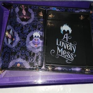 Disney Villain desk set.